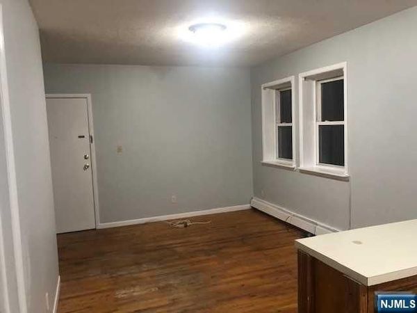 424 N 3rd Street 1R, EAST NEWARK, NJ 07029