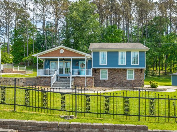 133 County Road 206, Bridgeport, AL 35740