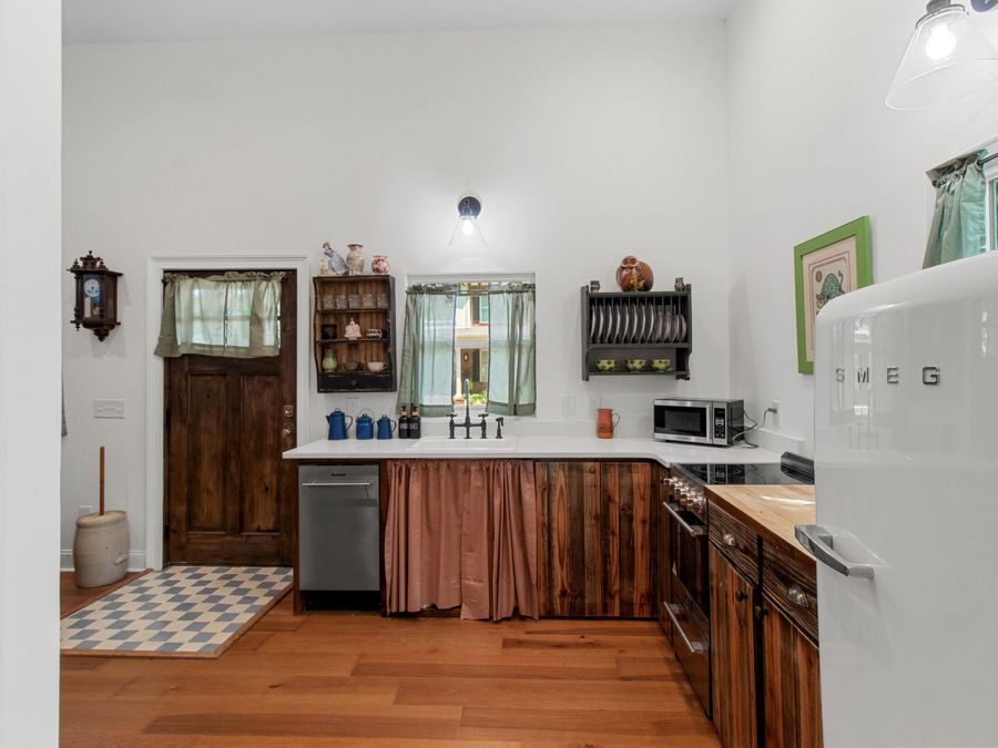 Property Image 23