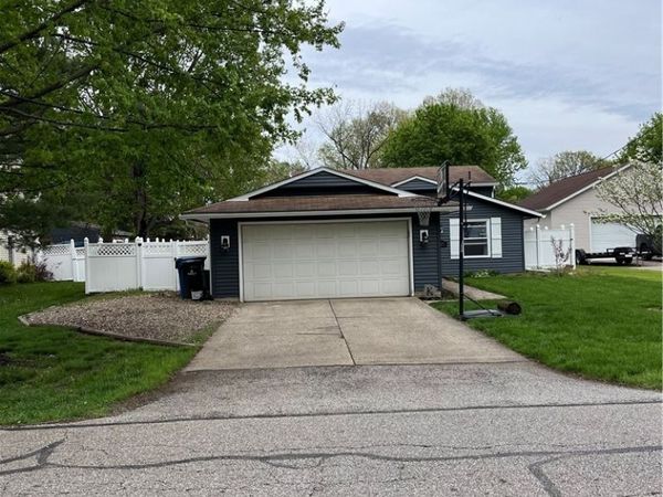 5825 Olive Avenue , North Ridgeville, OH 44039