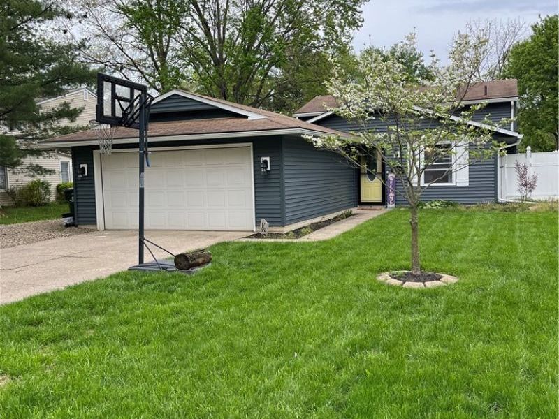 5825 Olive Avenue, North Ridgeville, OH 44039 Photo 3