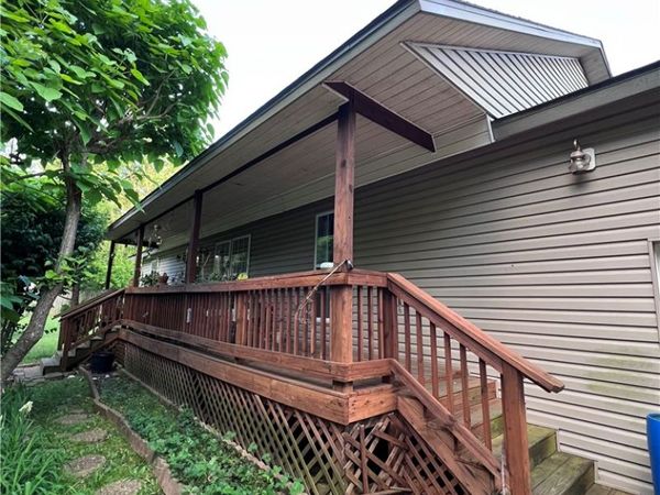 671 Ray Avenue , Fayetteville, AR 72701