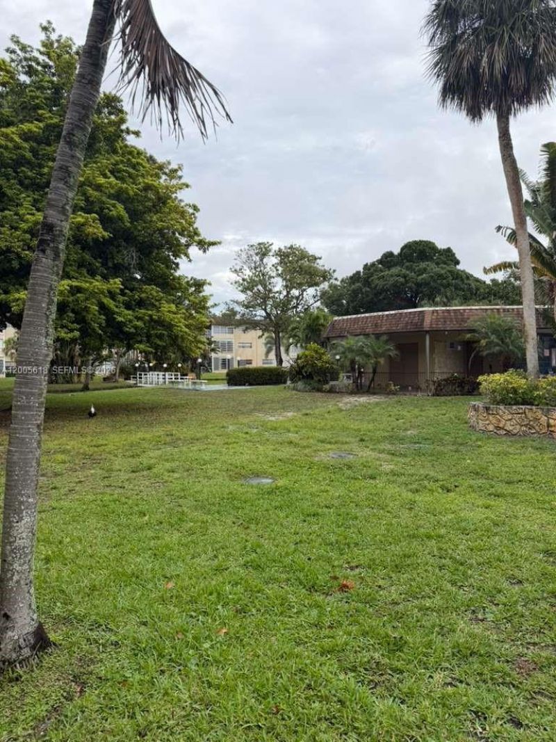 5041 W Oakland Park Blvd , Unit 110, Lauderdale Lakes, FL 33313 Photo
