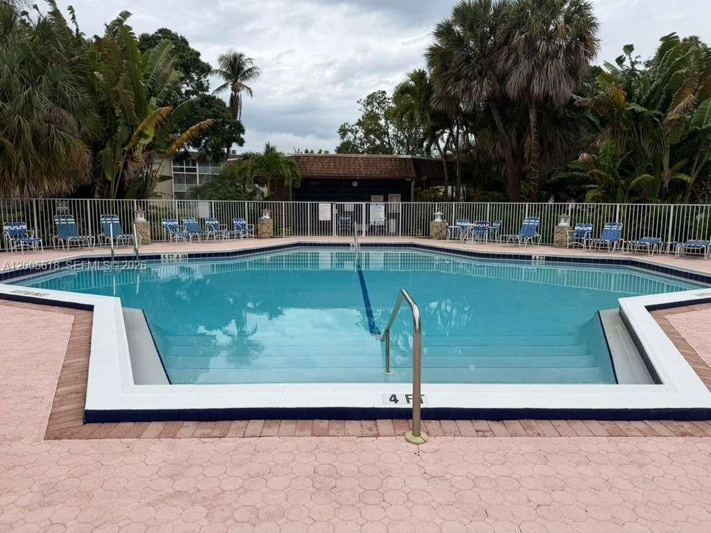 5041 W Oakland Park Blvd , Unit 110, Lauderdale Lakes, FL 33313 Photo