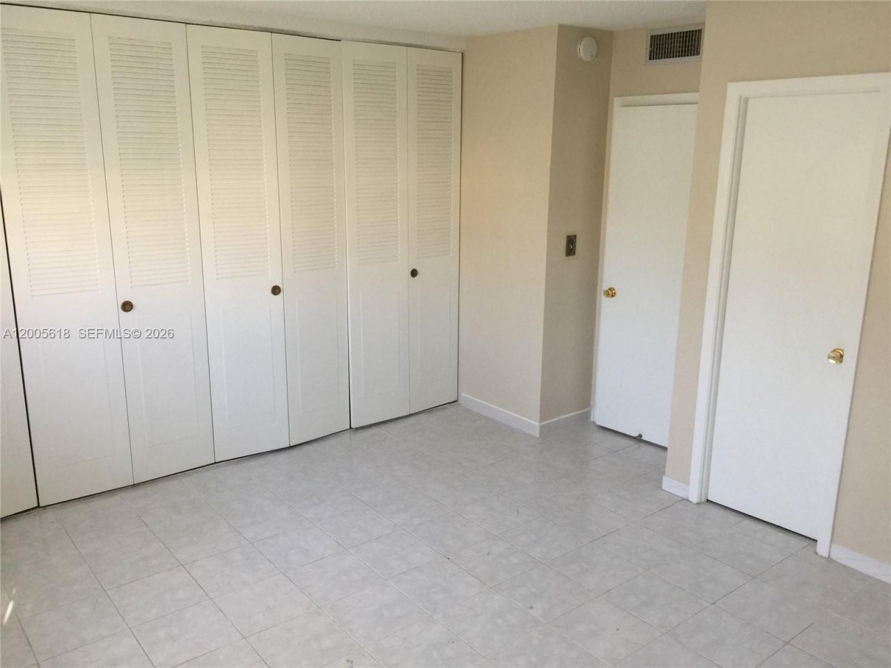 5041 W Oakland Park Blvd , Unit 110, Lauderdale Lakes, FL 33313 Photo