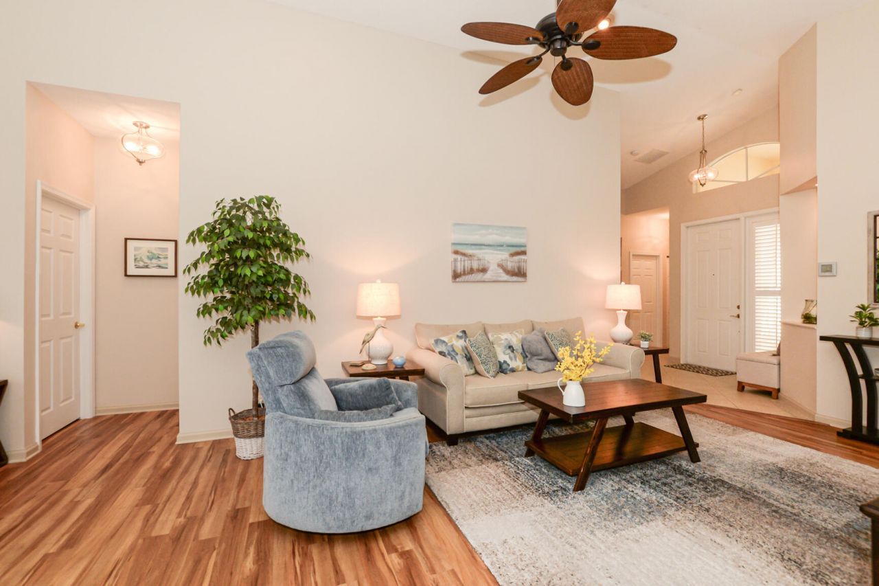 421 NW Sunview Way, Port Saint Lucie, FL 34986 Photo
