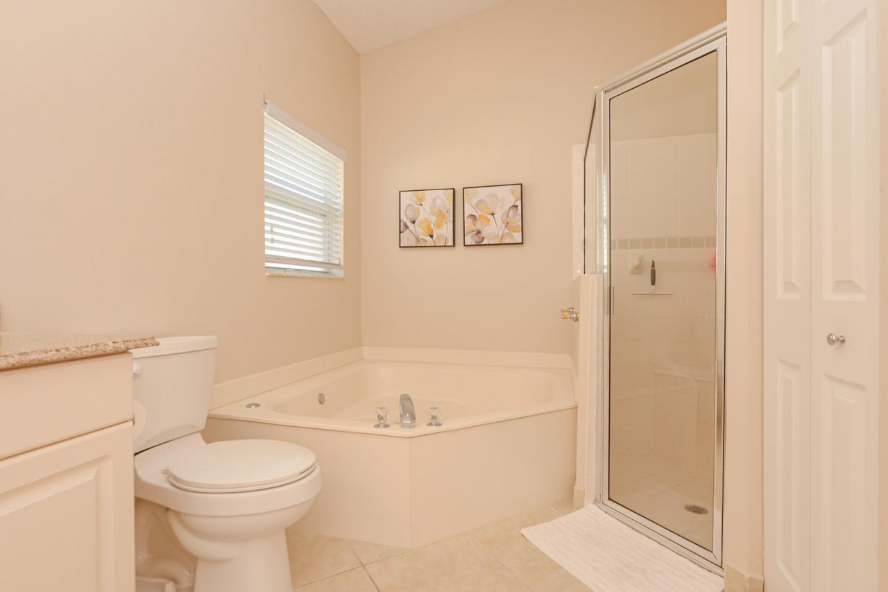 421 NW Sunview Way, Port Saint Lucie, FL 34986 Photo