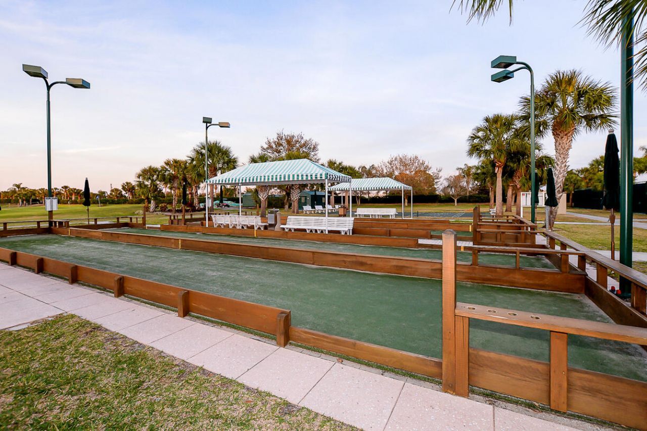 421 NW Sunview Way, Port Saint Lucie, FL 34986 Photo