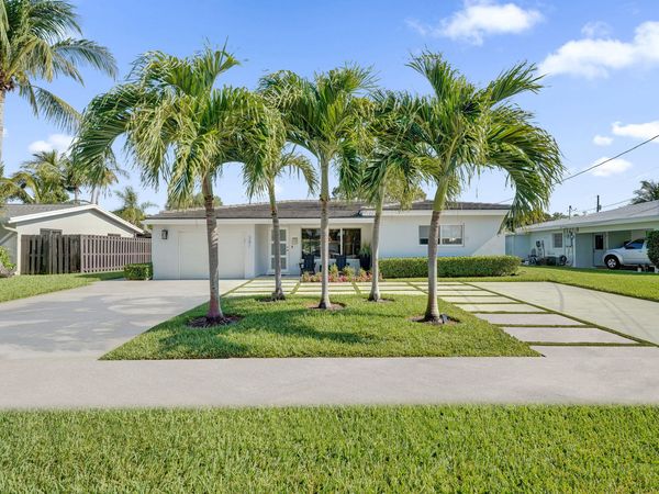 381 SE 3rd Street, Pompano Beach, FL 33060