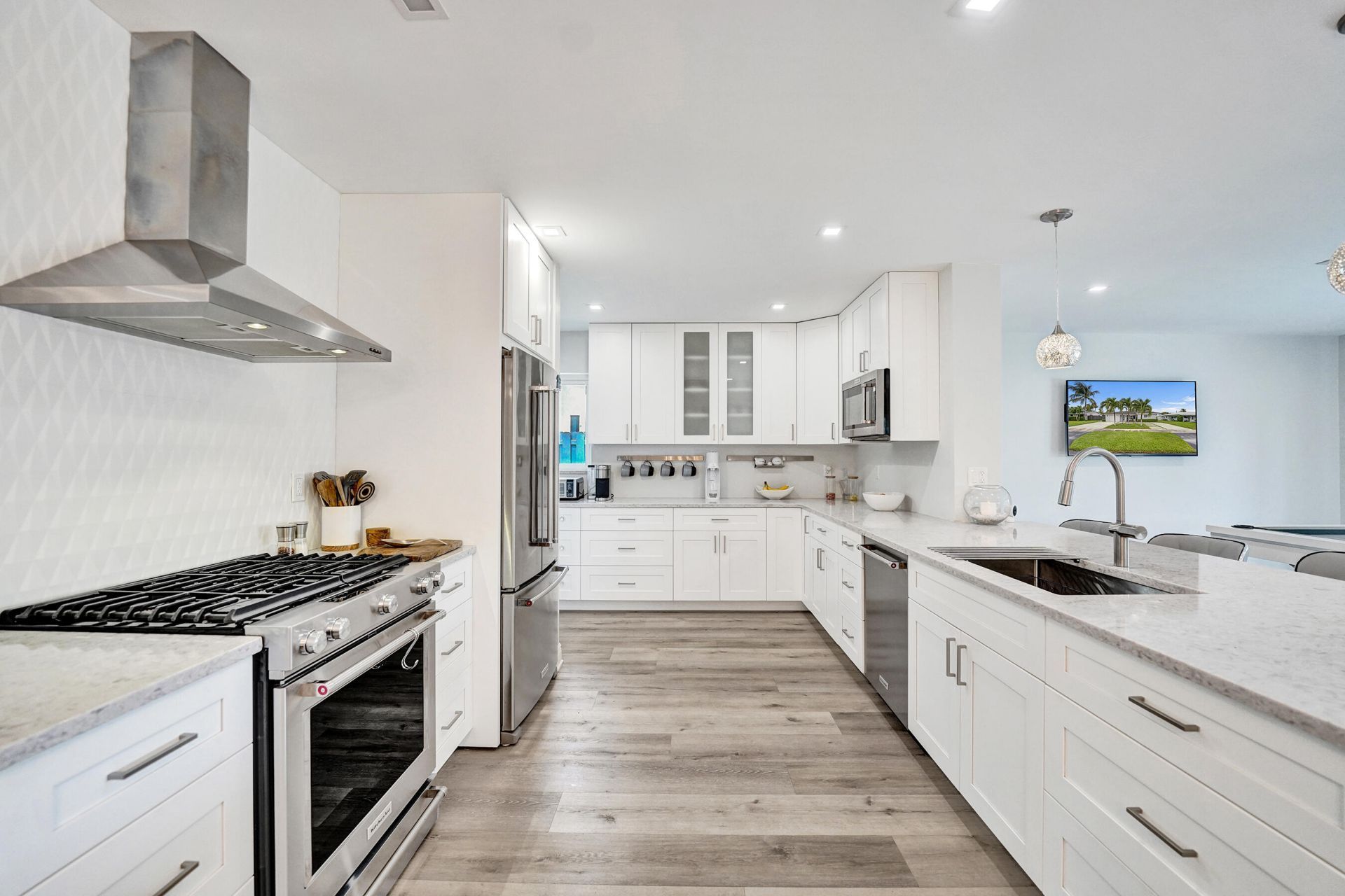 381 SE 3rd Street, Pompano Beach, FL 33060 Photo