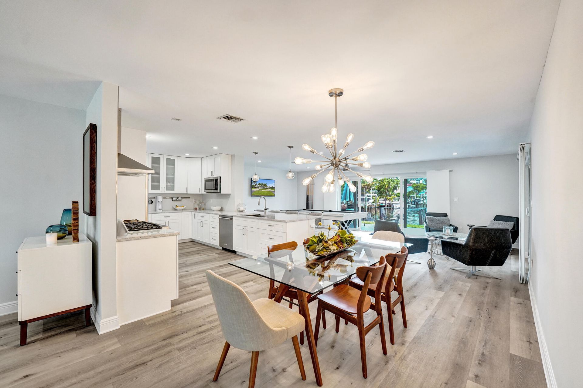 381 SE 3rd Street, Pompano Beach, FL 33060 Photo