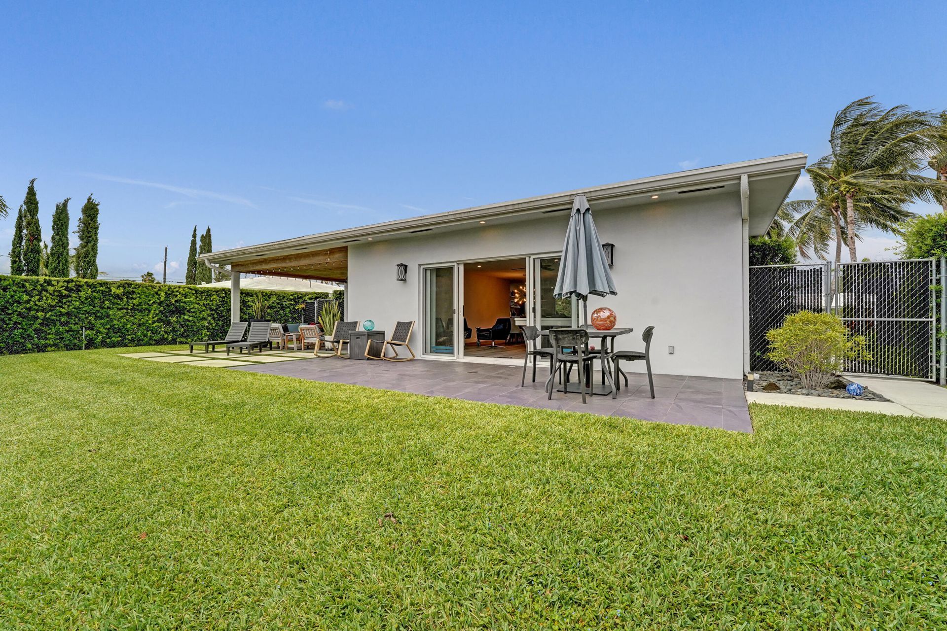 381 SE 3rd Street, Pompano Beach, FL 33060 Photo