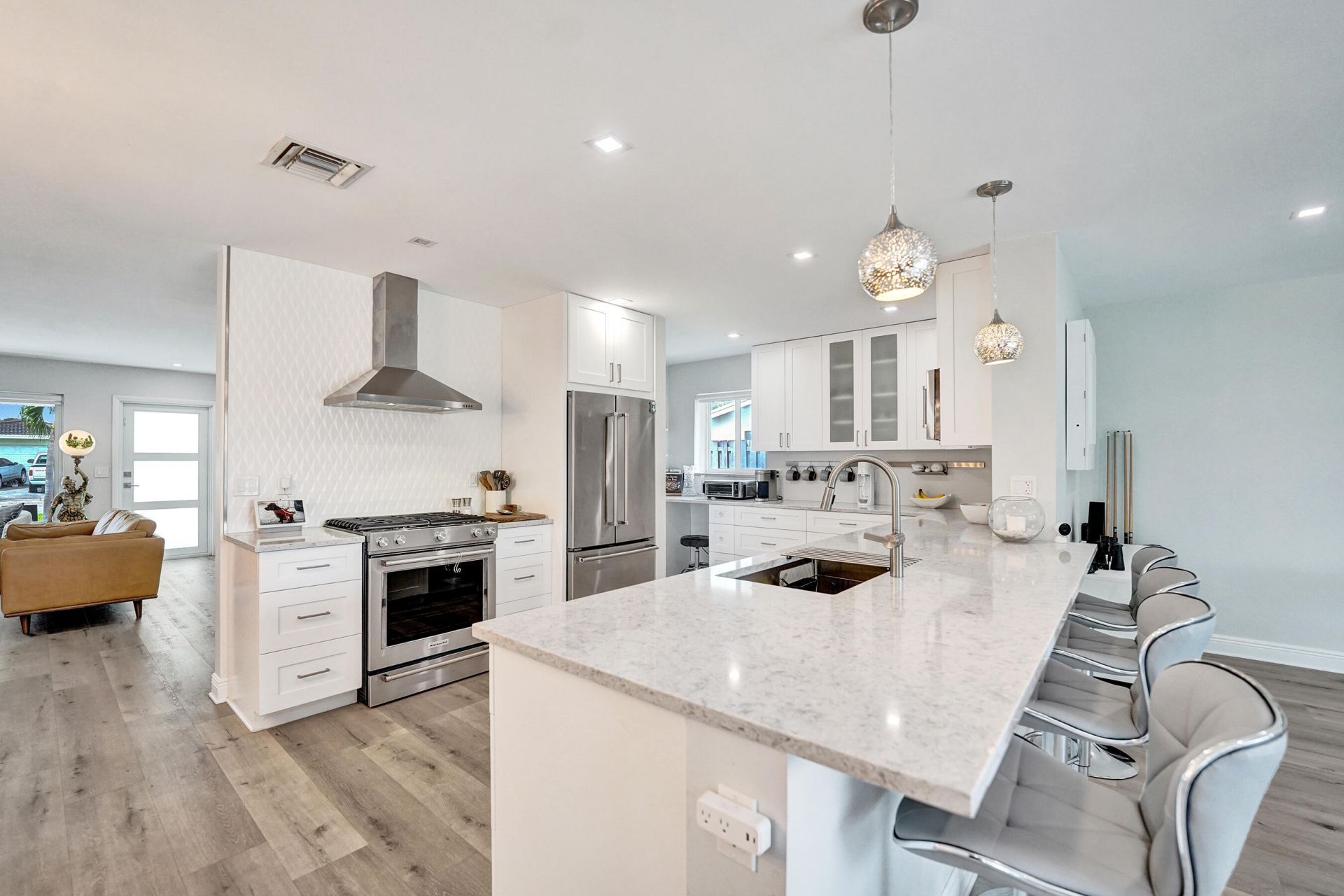 381 SE 3rd Street, Pompano Beach, FL 33060 Photo