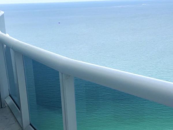 15811 Collins Avenue, Unit 4307, Sunny Isles Beach, FL 33160