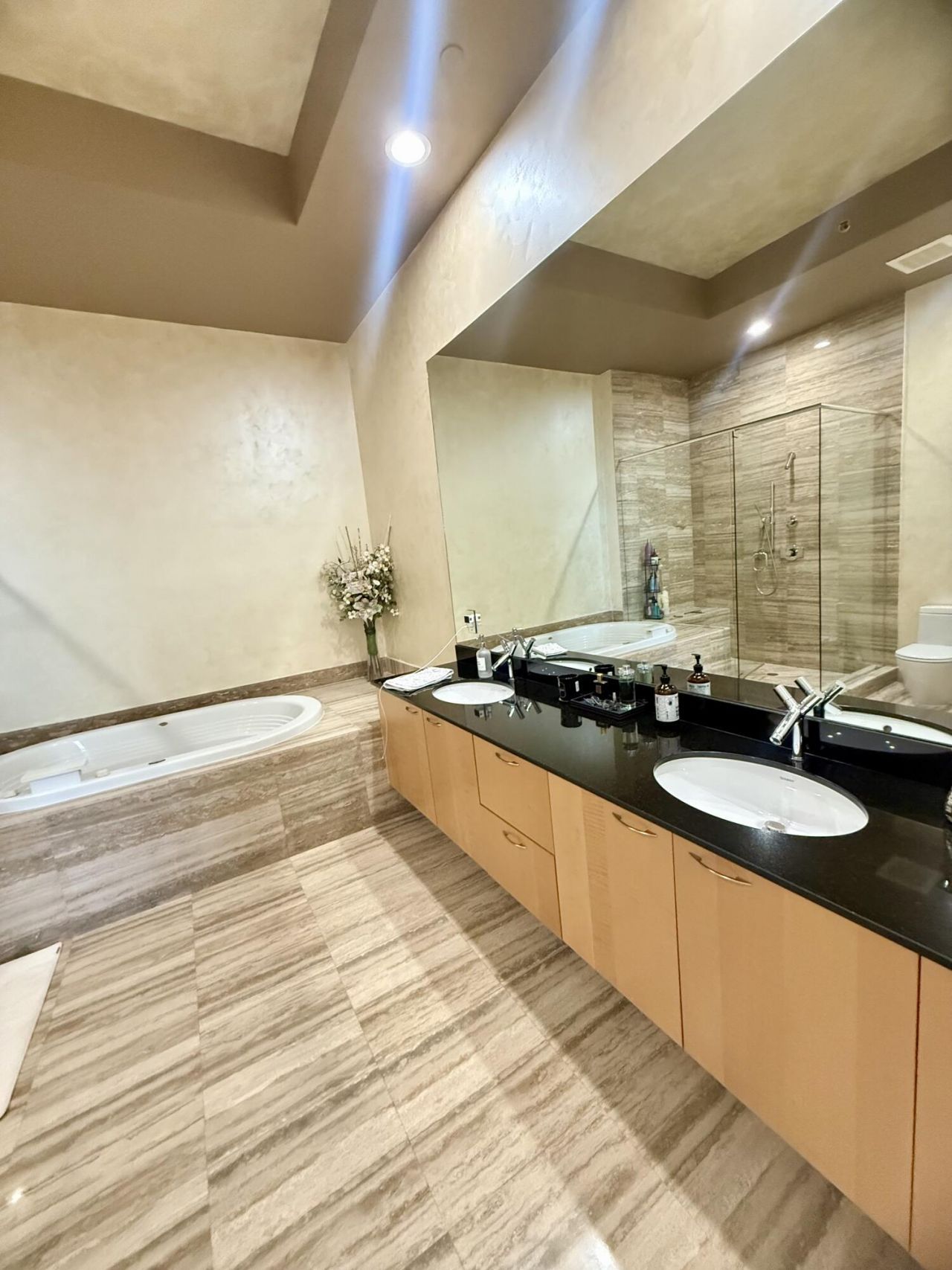 15811 Collins Avenue, Unit Ph4307, Sunny Isles Beach, FL 33160 Photo