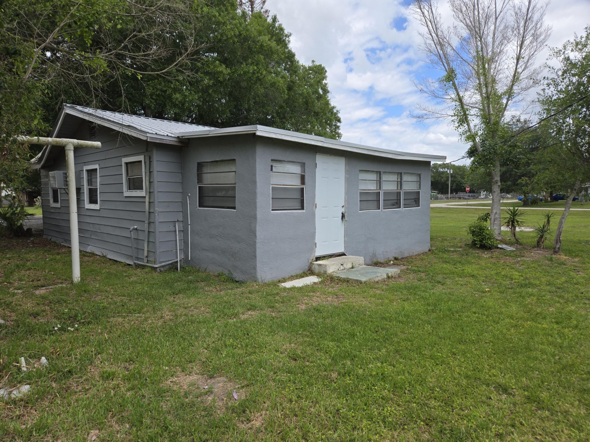 408 NW 10th Avenue, Okeechobee, FL 34974 Photo