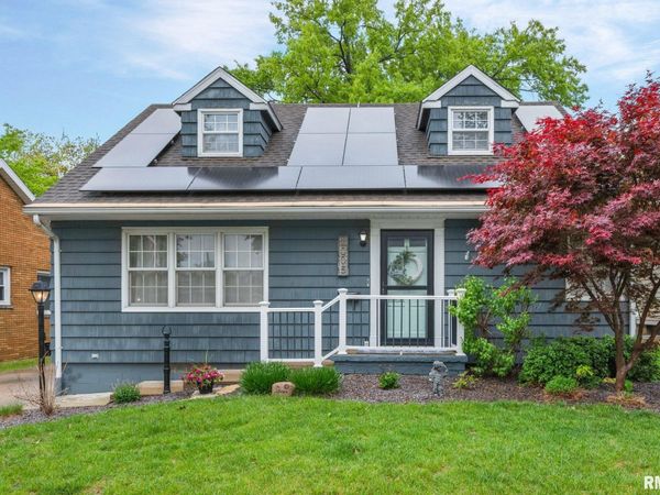 1005 ILLINOIS Street, Pekin, IL 61554