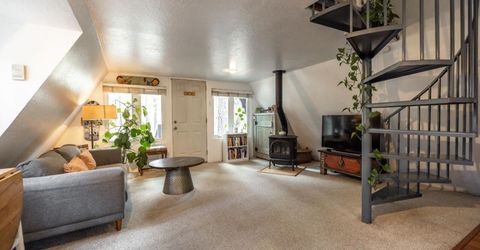 1402 Herbert Avenue, South Lake Tahoe, CA 96150 Photo