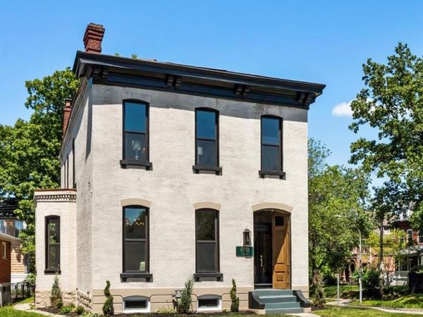 6703 Vermont Avenue, St Louis, MO 63111