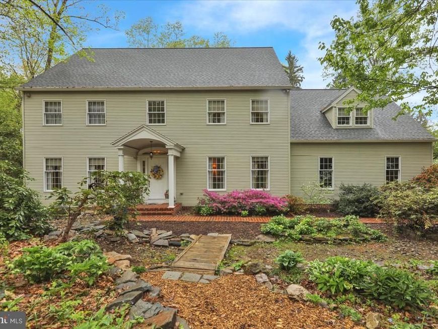 403 Arrowhead Trail, Reading, PA 19608 Main Photo