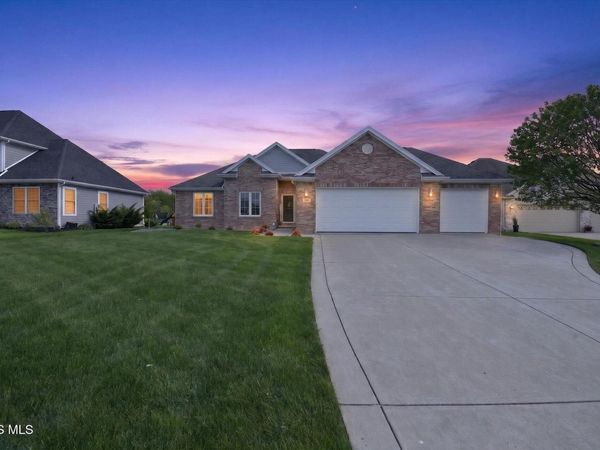 7617 Tournament Drive, Waterville, OH 43566