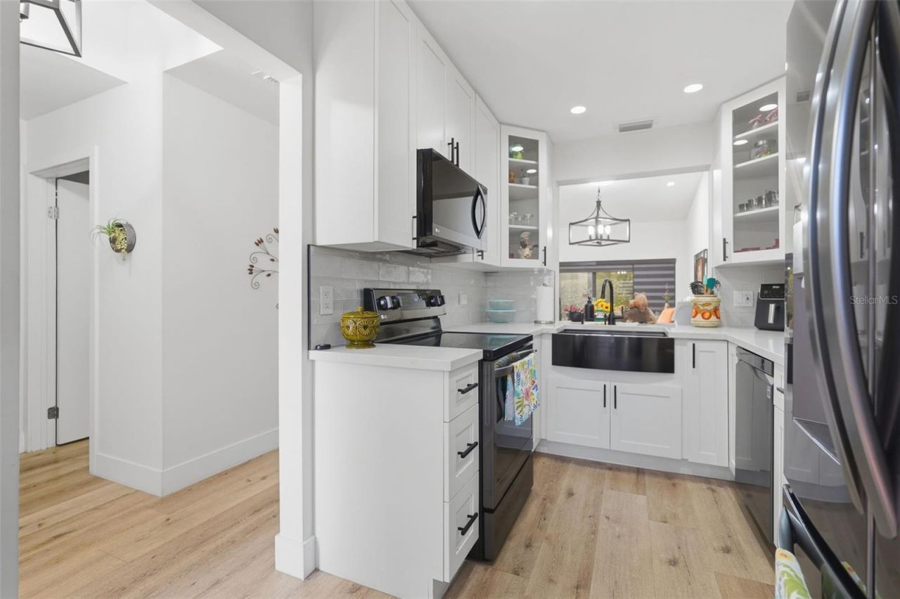 3649 Wash Road , Unit B, Lake Worth, FL 33467 Photo