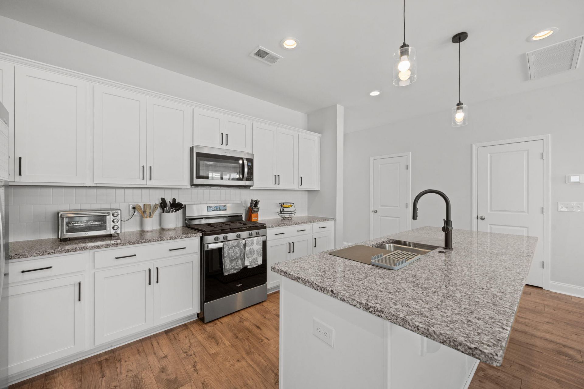 107 Patterson Avenue Photo 8