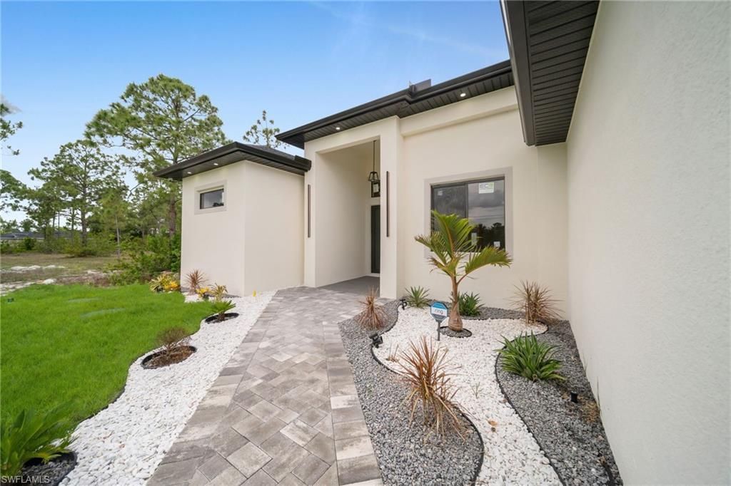 757 Grant Blvd, Lehigh Acres, FL 33974 Photo