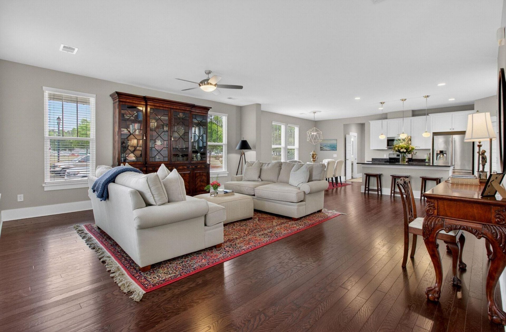 203 Gnarly Oak Lane Photo 8
