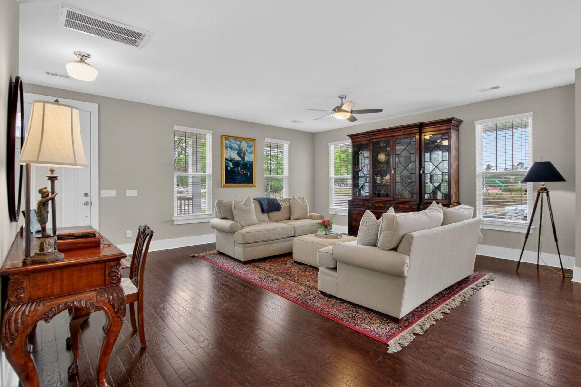 203 Gnarly Oak Lane Photo 9
