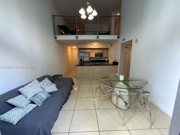 1111 SW 1ST AVE , Unit TH-14, Miami, FL 33130