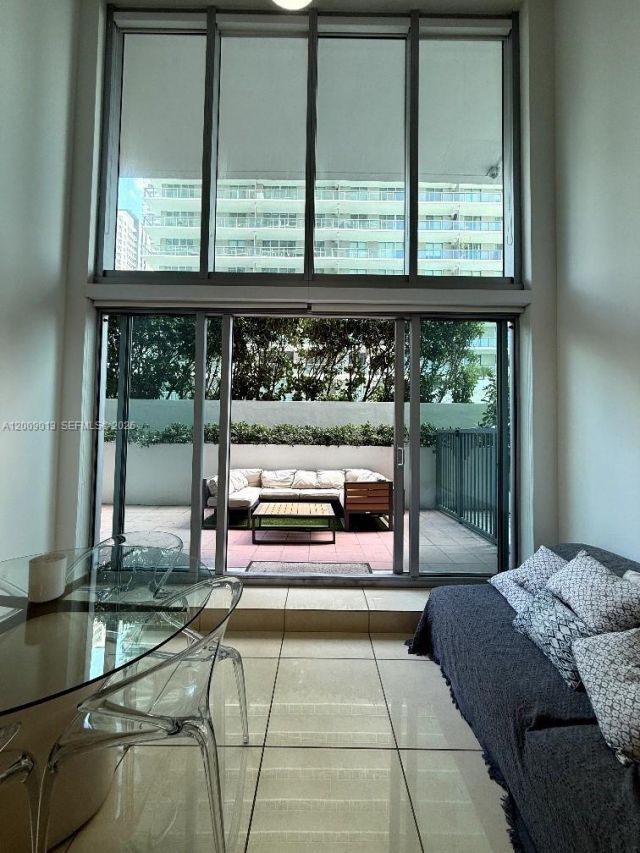 1111 SW 1st Ave , Unit TH-14, Miami, FL 33130 Photo