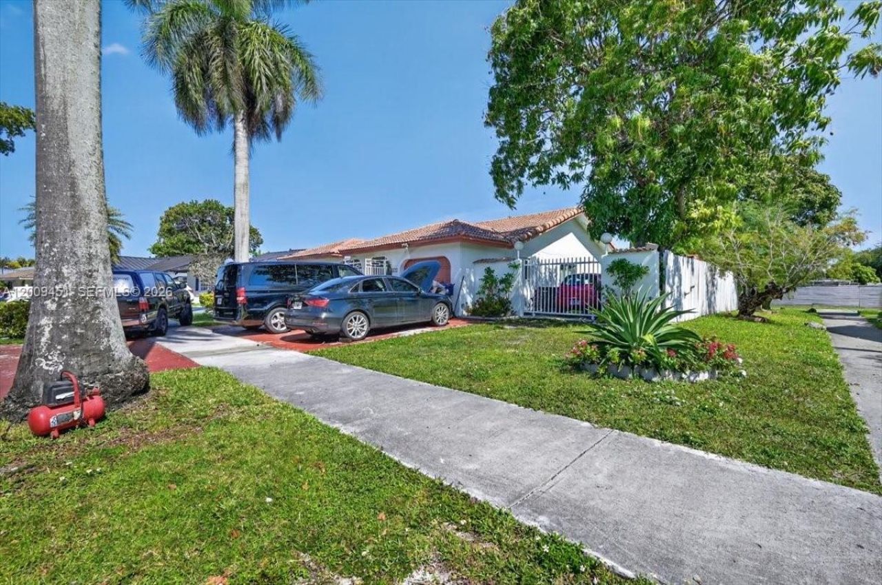 14313 SW 100th Ln , Miami, FL 33186 Photo