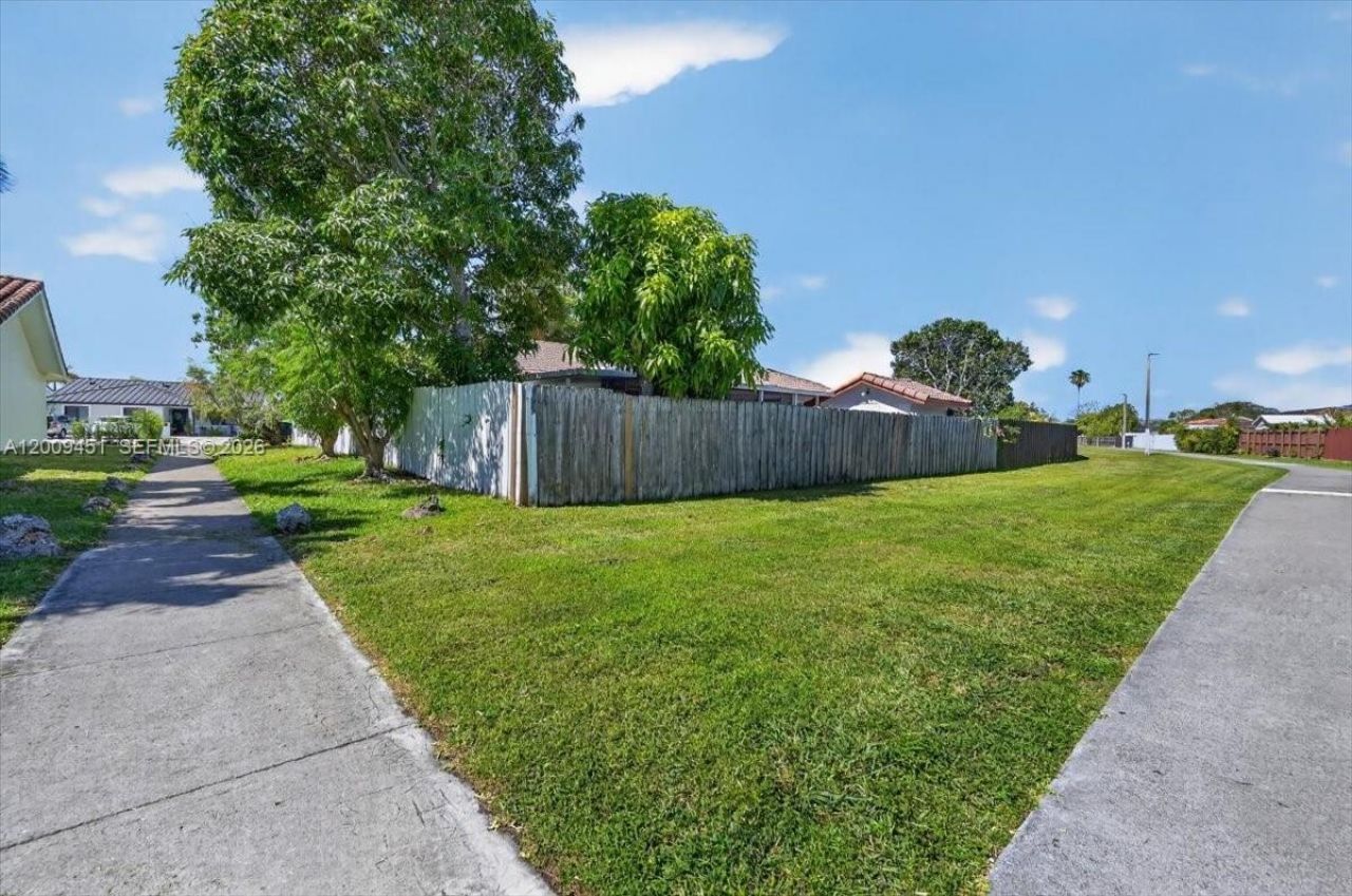 14313 SW 100th Ln , Miami, FL 33186 Photo
