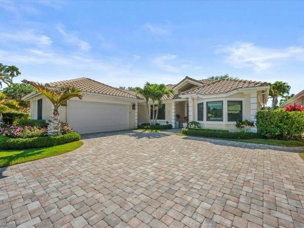 16842 Bay Street, Jupiter, FL 33477