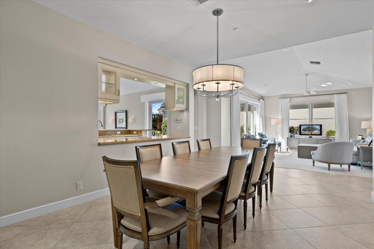 16842 Bay Street, Jupiter, FL 33477 Photo