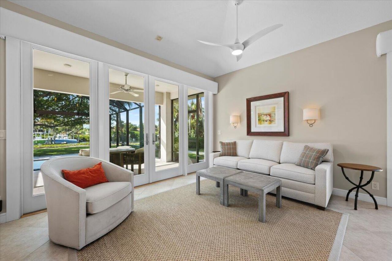 16842 Bay Street, Jupiter, FL 33477 Photo