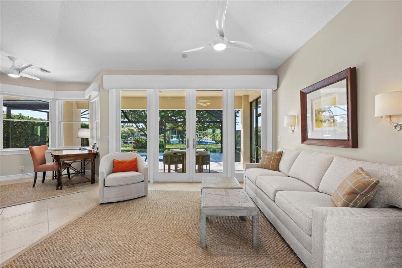 16842 Bay Street, Jupiter, FL 33477 Photo