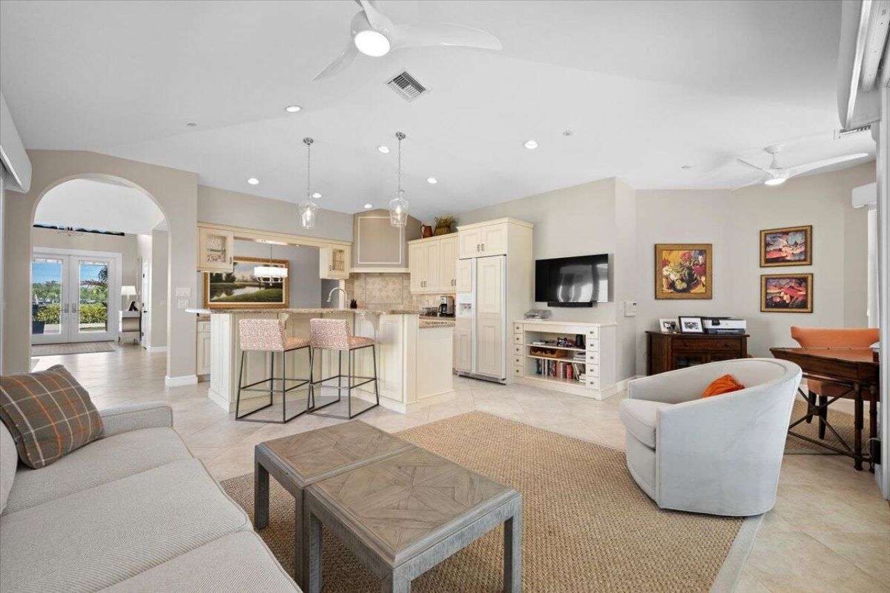 16842 Bay Street, Jupiter, FL 33477 Photo