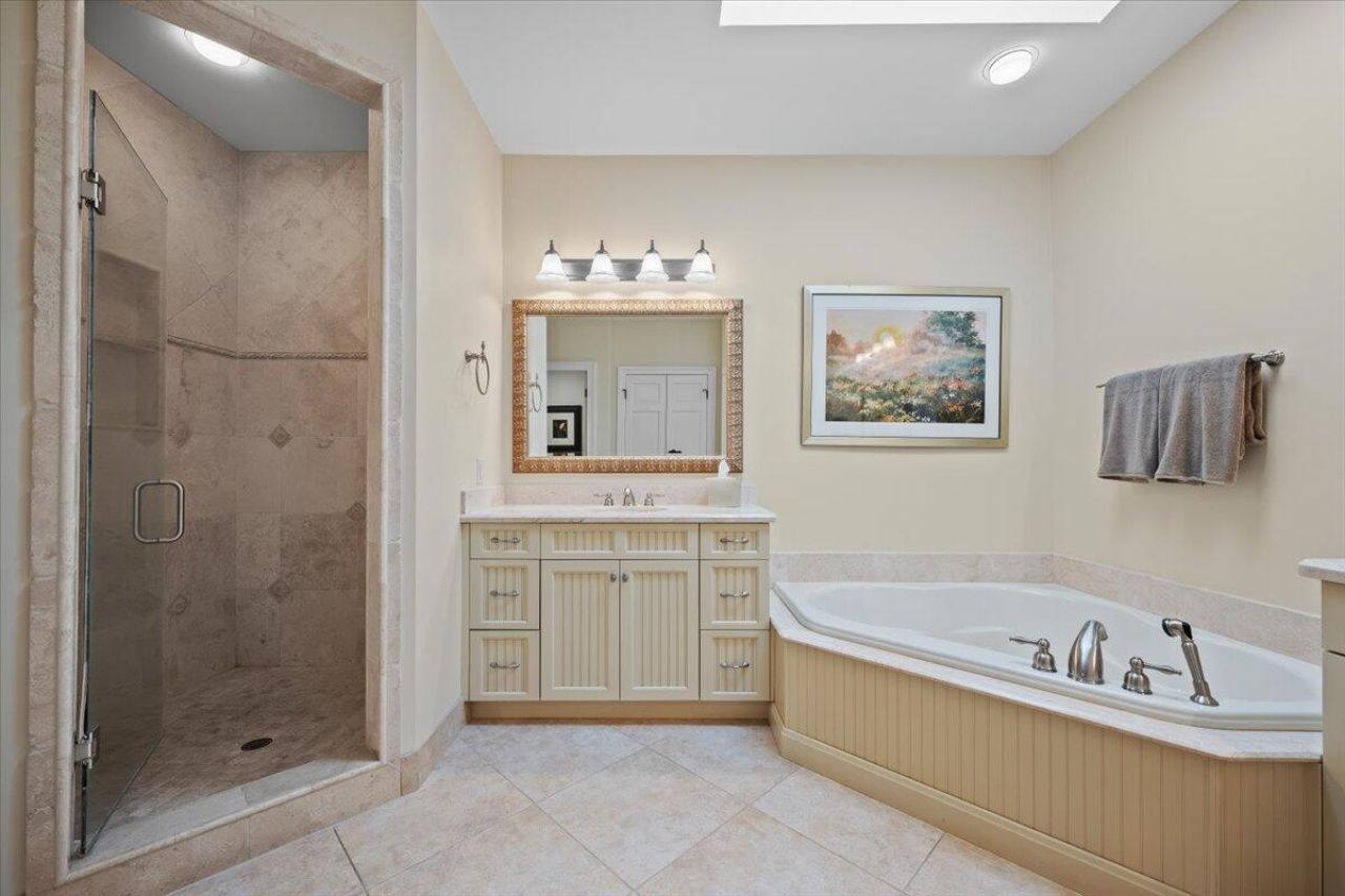 16842 Bay Street, Jupiter, FL 33477 Photo