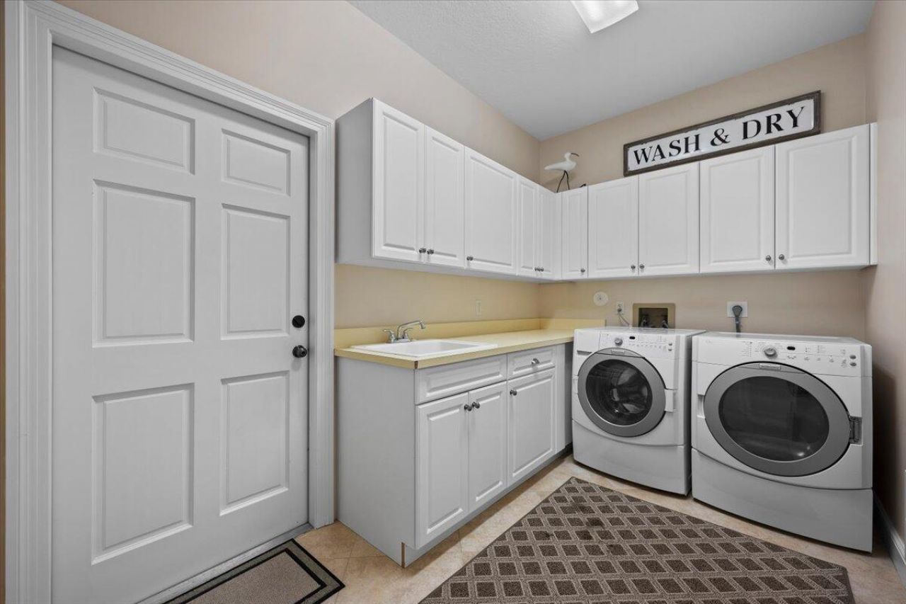 16842 Bay Street, Jupiter, FL 33477 Photo