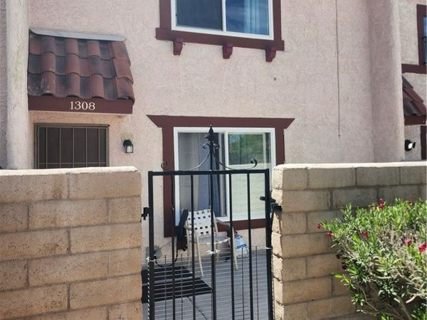 1308 Rawhide Street , Las Vegas, NV 89119