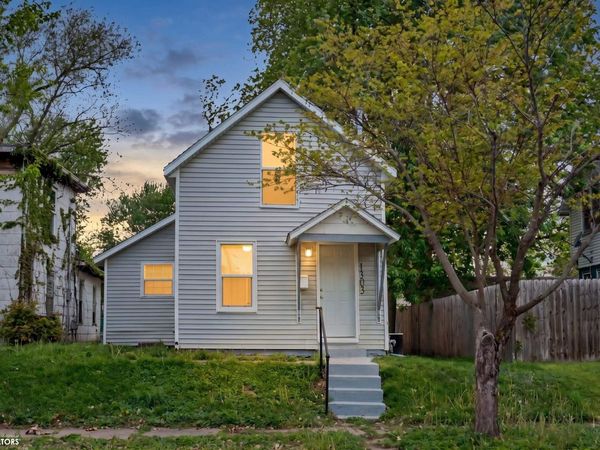 1303 S Central Avenue, Burlington, IA 52601