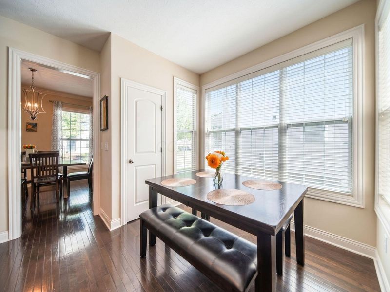 8121 Griswold Drive, New Albany, OH 43054 Photo 14