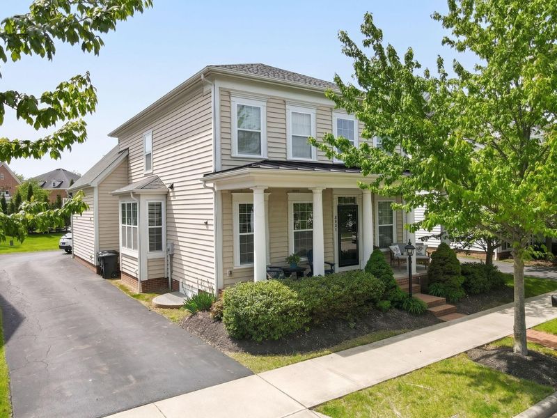 8121 Griswold Drive, New Albany, OH 43054 Photo 2