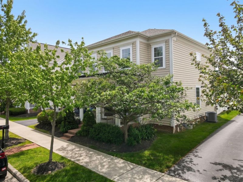 8121 Griswold Drive, New Albany, OH 43054 Photo 3