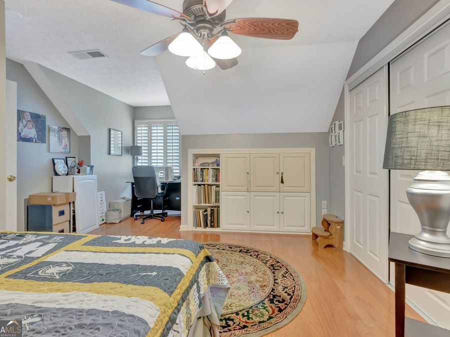 Property Image 43