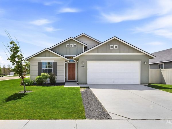 12923 Bullfinch Ct, Nampa, ID 83651