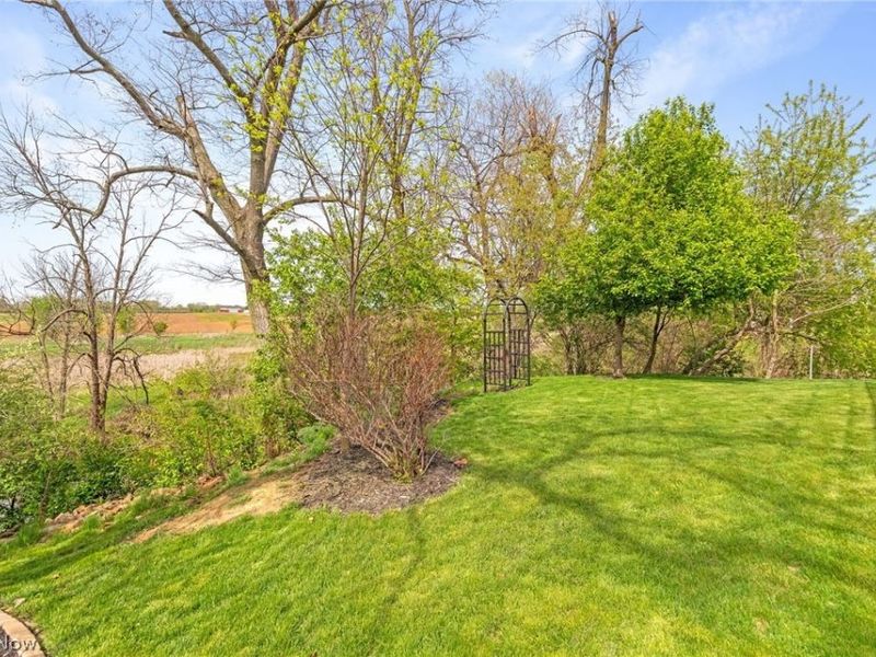 3367 Wicker Street NE, Canton, OH 44721 Photo 29