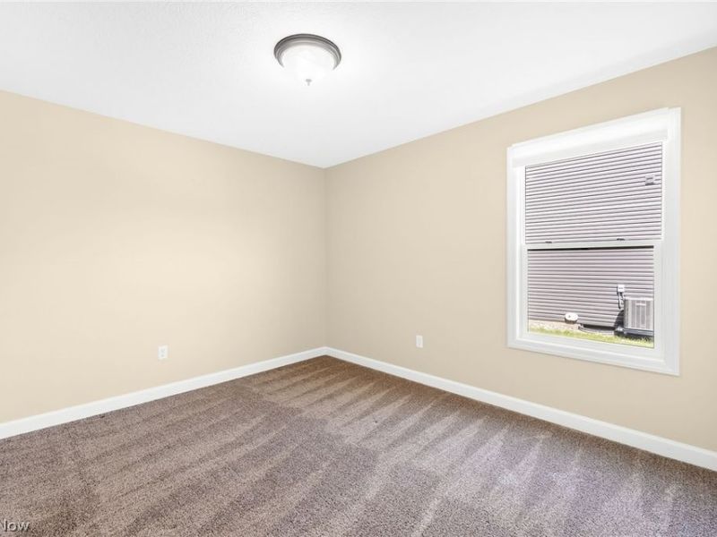 3367 Wicker Street NE, Canton, OH 44721 Photo 3